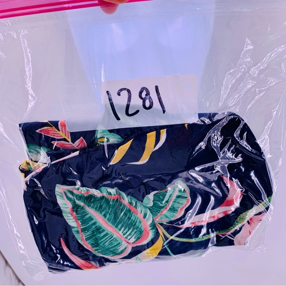 Old Navy V Neck Floral Maxi Dress Womens Size M - Picture 11 of 11